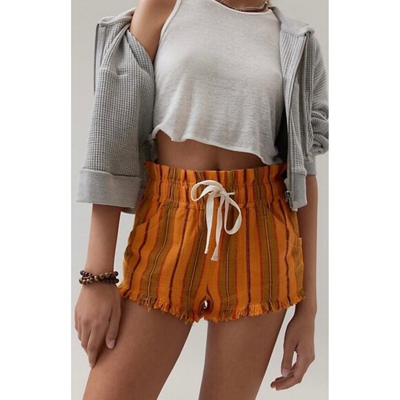 Urban Outfitters Women's Frankie Paperbag Micro Shorts Striped, Size XL NEW - Picture 2 of 16